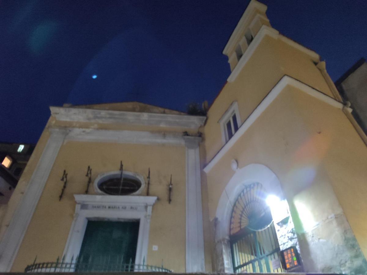 Casetta Al Vomero Naples Exterior photo